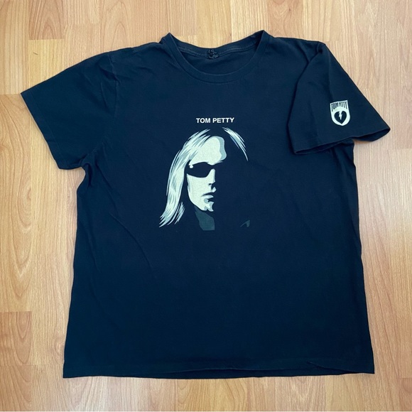 Tom Petty and the Heartbreakers Logo Black T-Shirt Size Men’s XL - Picture 1 of 8